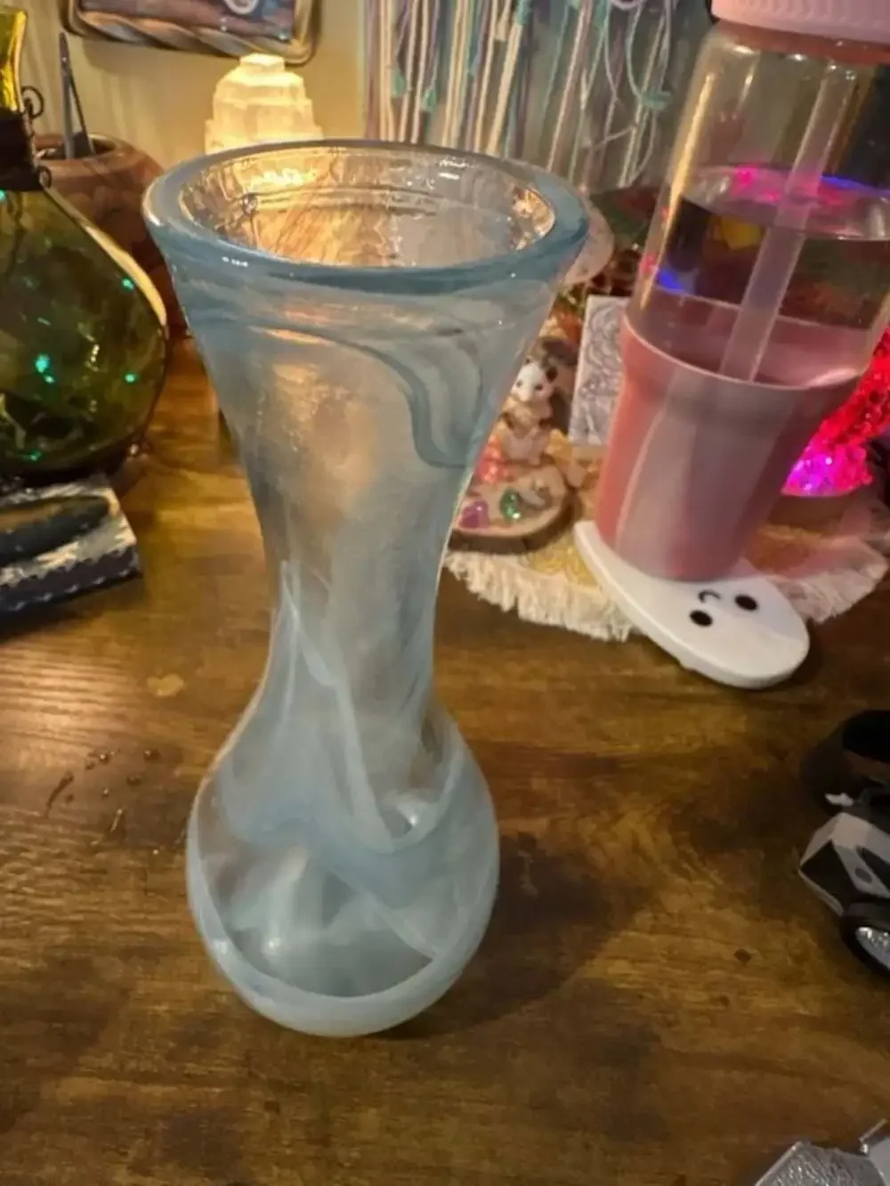 AKCAM Handmade Turkish Art Glass Vase with Blue and White Swirls
